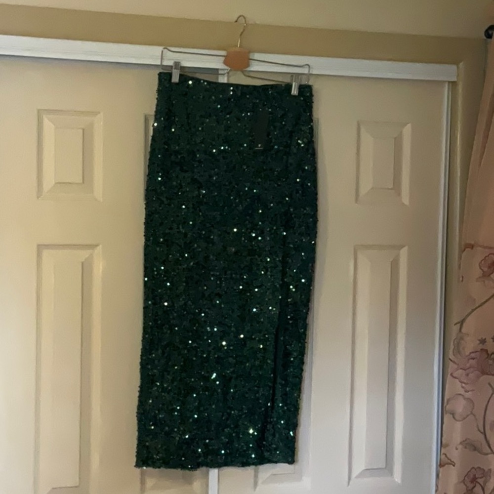 Lulu's Green Sequin Midi Pencil Skirt